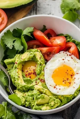 Guacamole Egg Breakfast Bowl Recipe