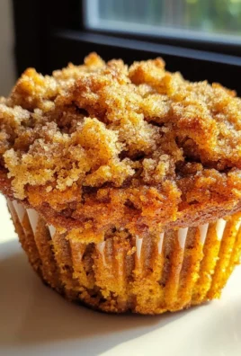 Amazing Spiced Pumpkin Streusel Muffins: 280-Calorie Delight